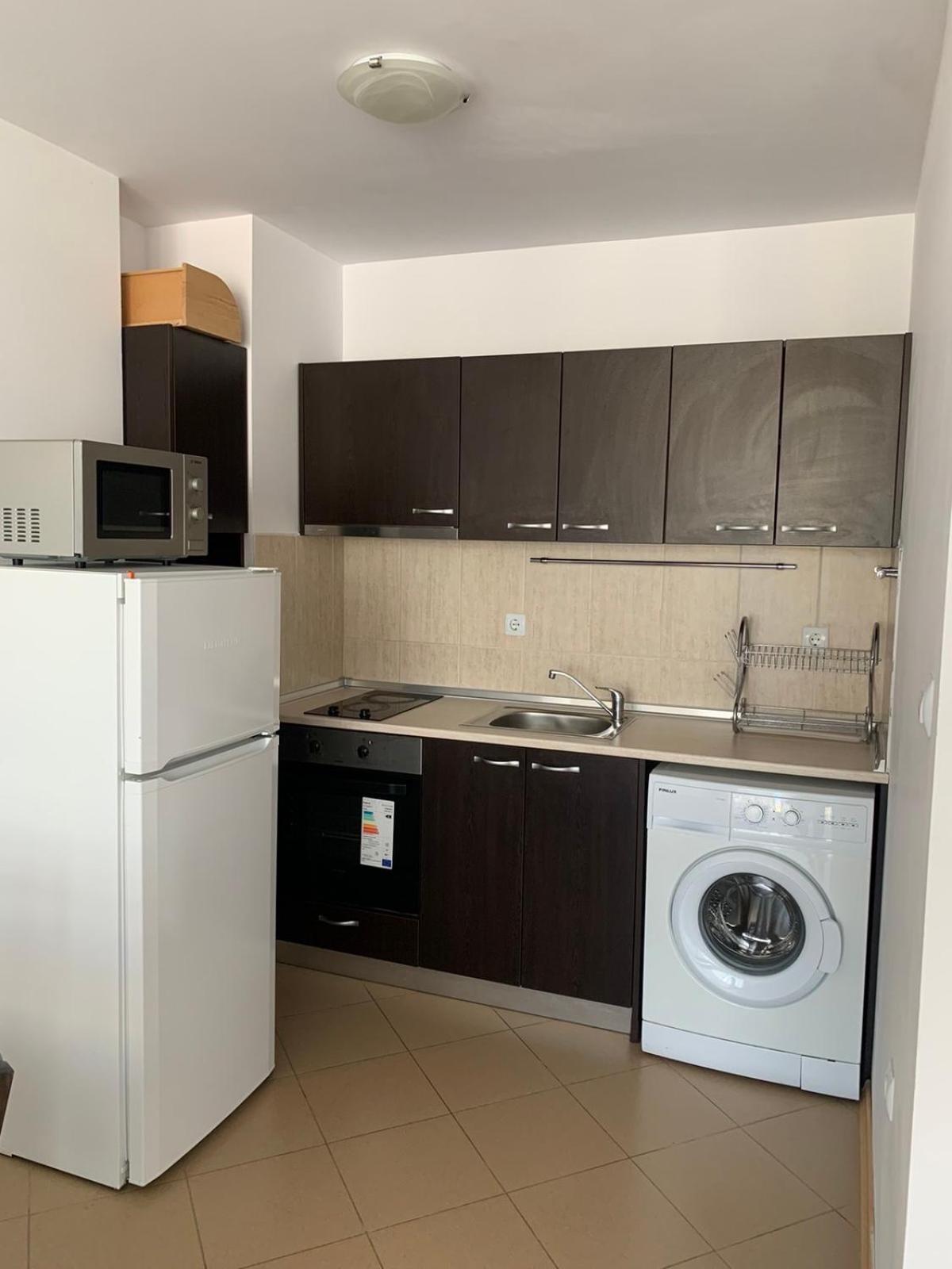 Grand Kamelia Apartments ซันนีบีช ภายนอก รูปภาพ