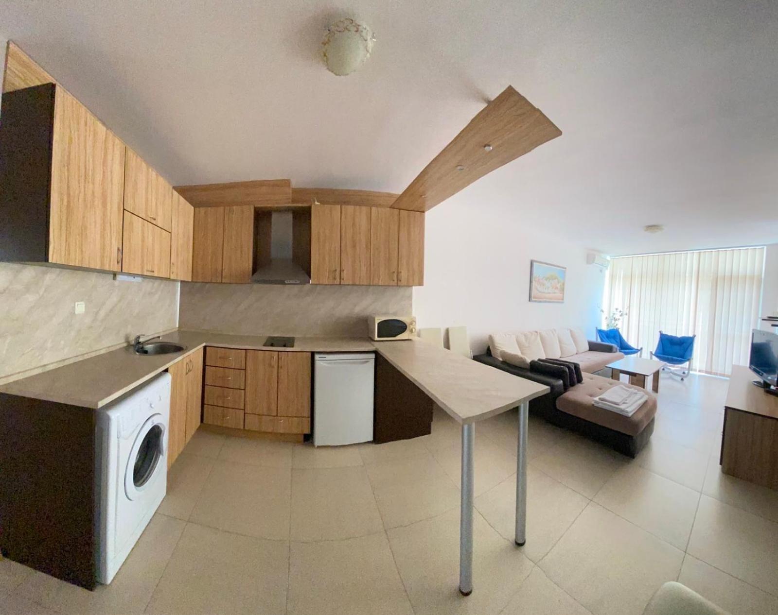 Grand Kamelia Apartments ซันนีบีช ภายนอก รูปภาพ